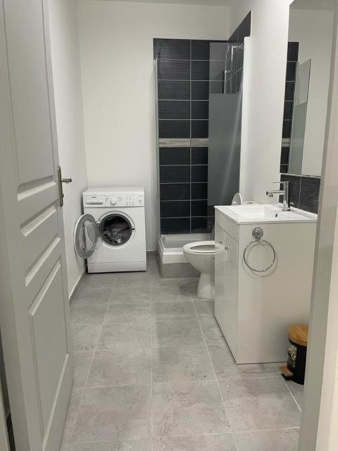 Rdc - Appartement F3 Villiers Le Bel 95 Proche De Paris Roissy Bagian luar foto