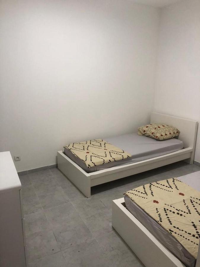 Rdc - Appartement F3 Villiers Le Bel 95 Proche De Paris Roissy Bagian luar foto